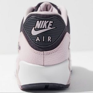 nike air max 90 baby pink
